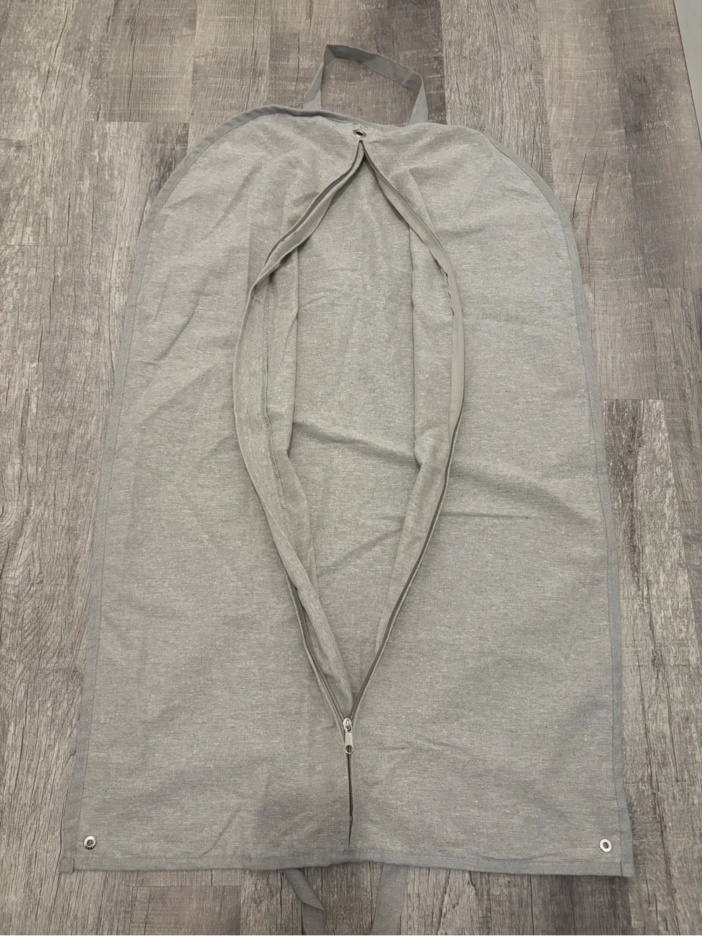 Brunello Cucinelli Gray Garment Bag Suit Carrier Travel Cover Logo Zipper